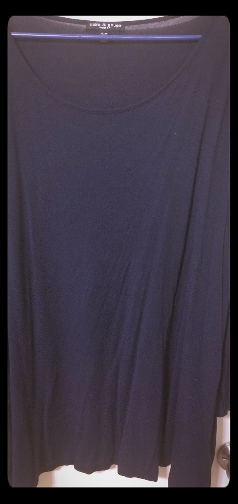 Navy 3/4 length top